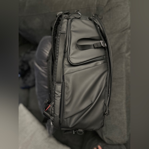 PGYTECH ONEMO CAMERA BAGPACK (bagpack only) - Picture 4 of 12
